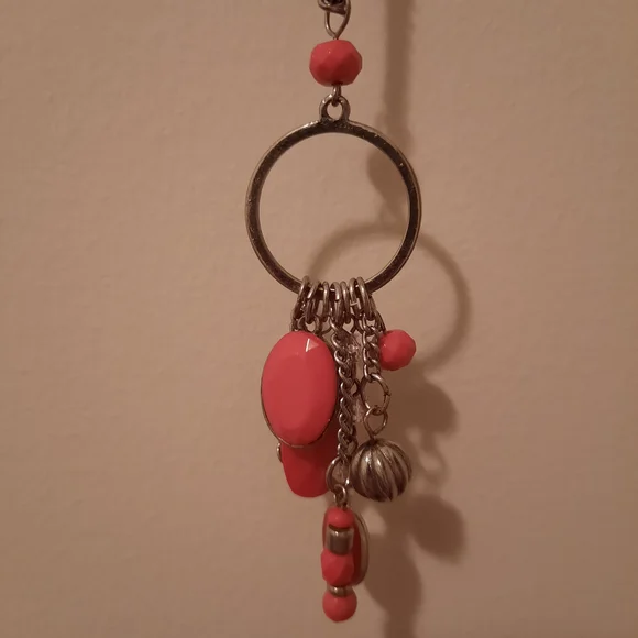 Stylish Coral Dangle Pendant Necklace - Picture 3 of 6